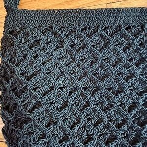 NWOT Handmade embroidered Black crossbody / shoulder bag.Zippered closure.